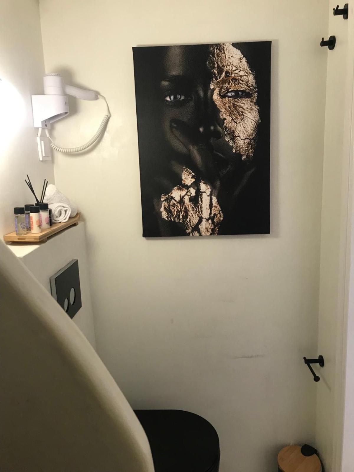 Morpheus Rooms Kini Esterno foto